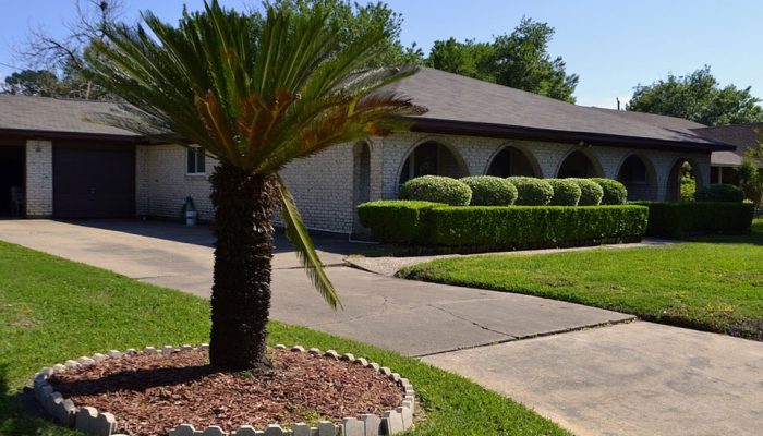 concrete driveway by Ace Concrete Contractors Austin